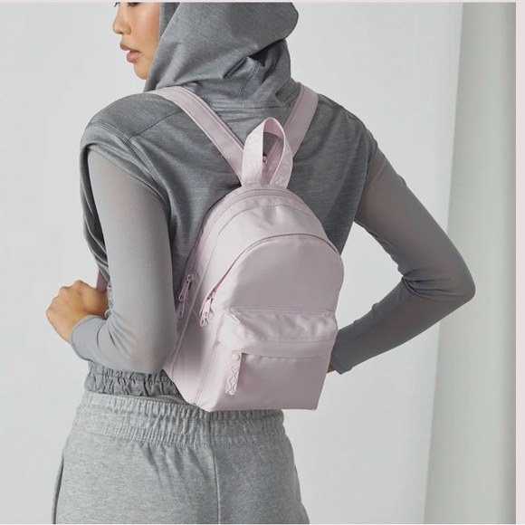 Dare to Roam Blue Convertible Maven Day Pack - Picture 4 of 13